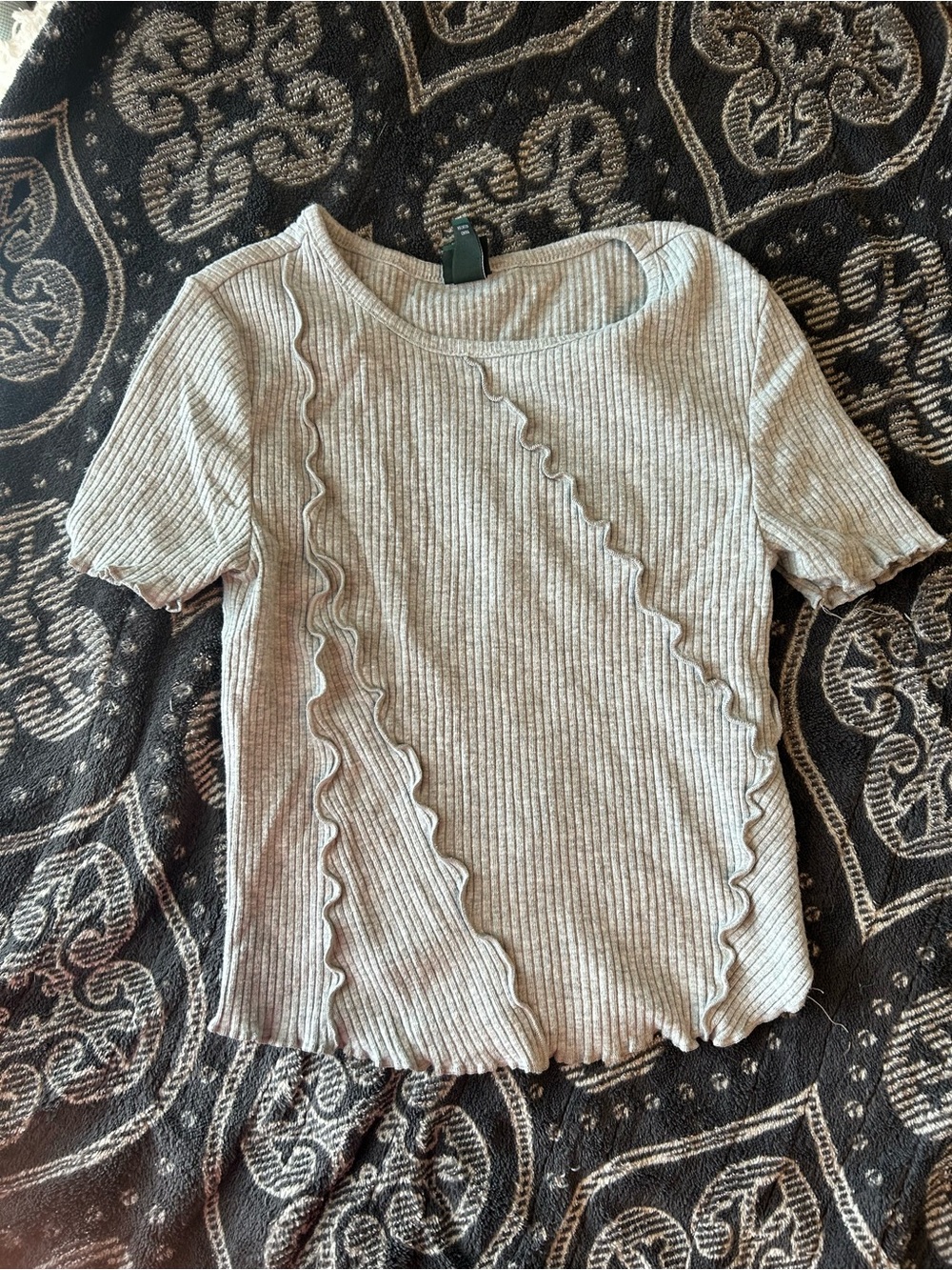 women’s shirt